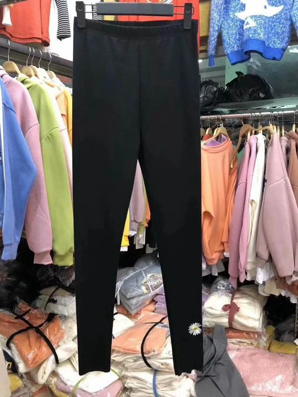 库存尾货服装门槛很高吗