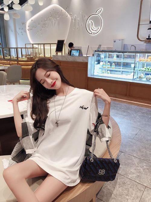 大版短袖t恤宽松韩版潮T恤