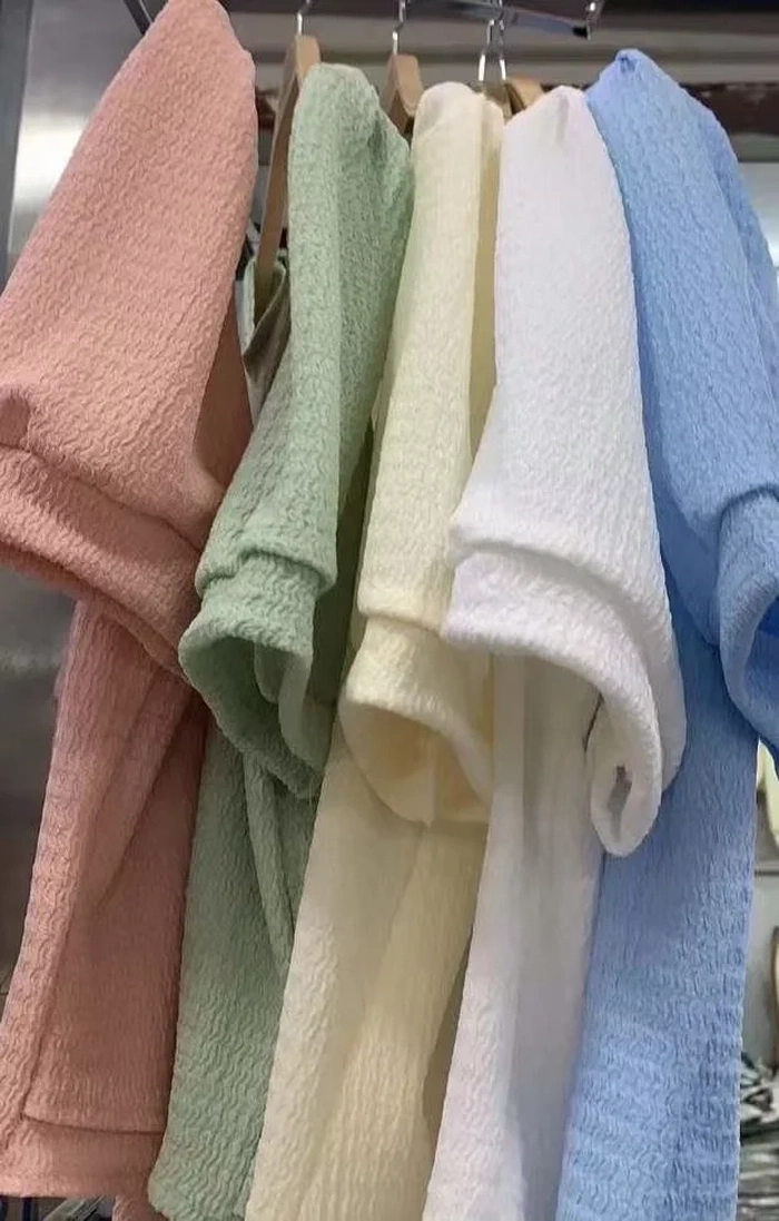 开服装店和摆地摊卖衣服有哪些区别
