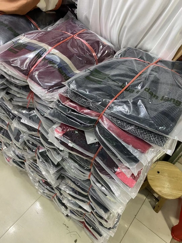 新款宽松圆领毛衣针织衫秋冬潮牌套头线衣