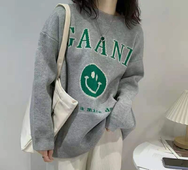 女士特价杂款套头保暖毛衣宽松加厚打底衣