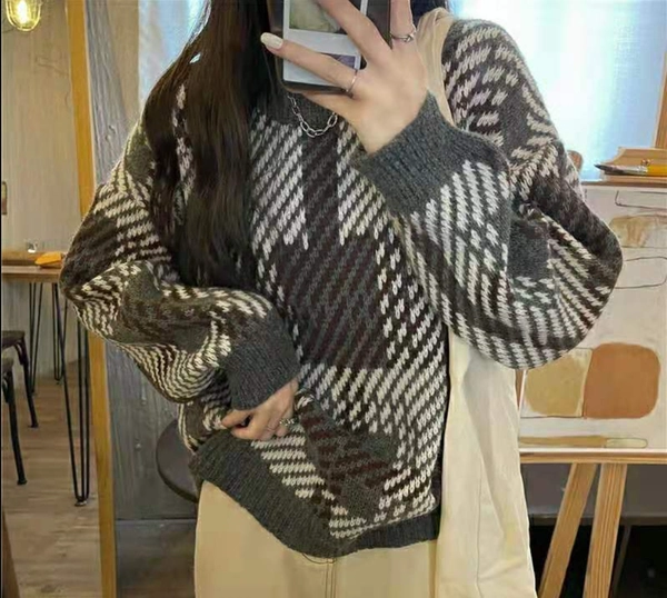 女士特价杂款套头保暖毛衣宽松加厚打底衣