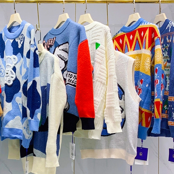 女士特价杂款套头保暖毛衣宽松加厚打底衣