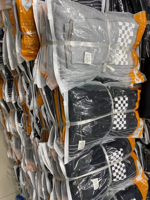 韩版字母加绒加厚打底裤颗粒绒保暖高腰收腹显瘦修身裤