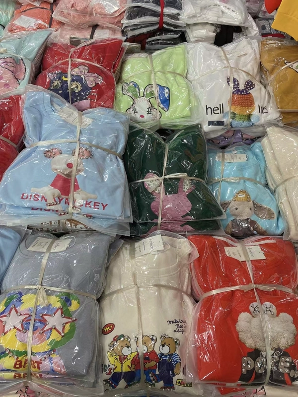 地摊跑量货源钉钻女装卫衣薄款韩版慵懒宽松显瘦上衣