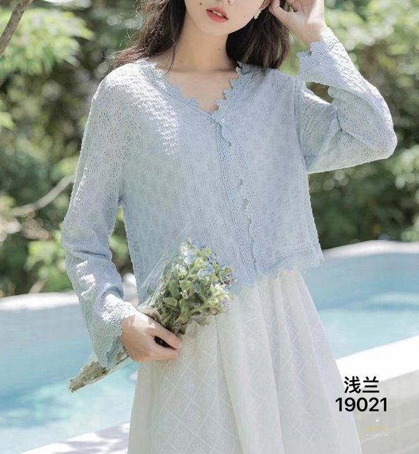 蕾丝面料新款甜美防晒衫百搭披肩上衣