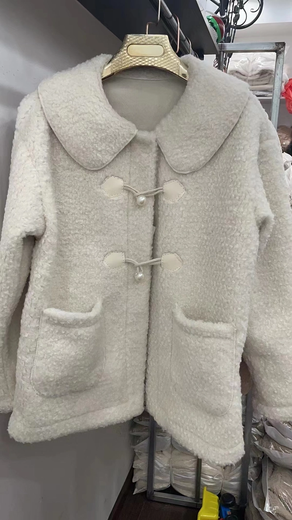 皮毛一体外套时尚秋冬仿羊羔毛翻领小香风外套