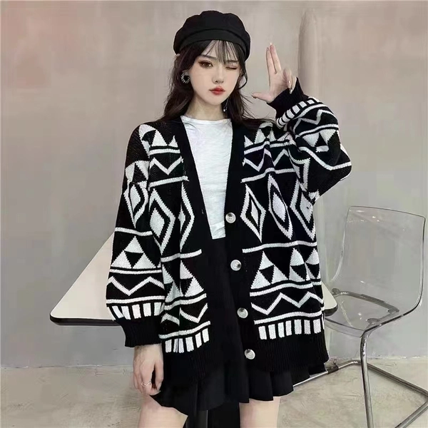 卡通提花绵羊绒毛衣外套宽松针织开衫外套