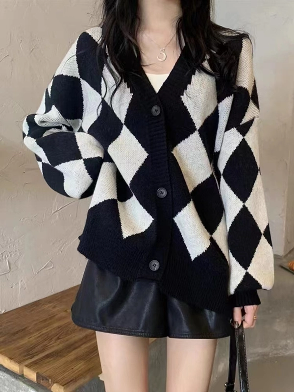 卡通提花绵羊绒毛衣外套宽松针织开衫外套