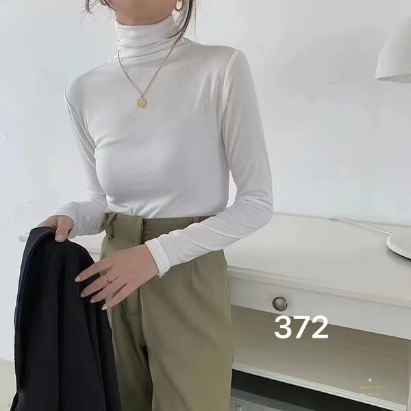 冬季高弹面膜T抓毛加厚堆堆领反领简约修身显瘦百搭打底上衣