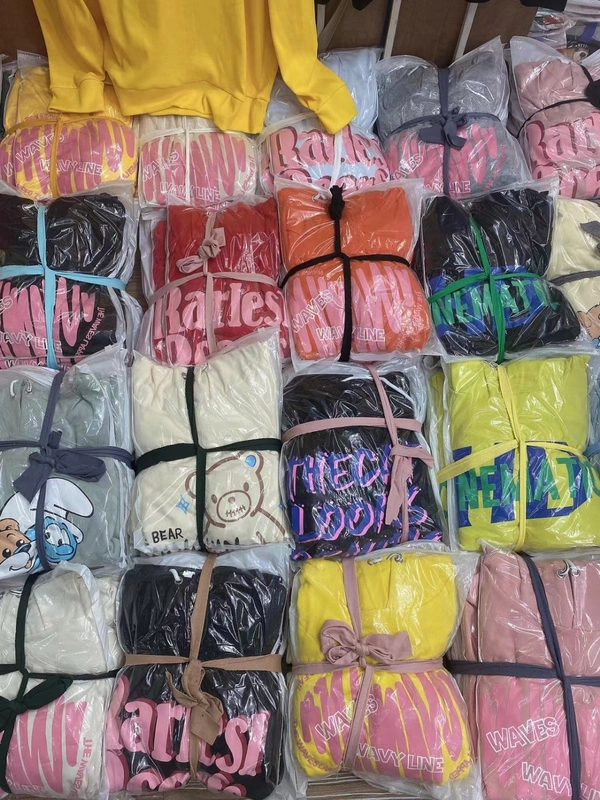 新款卫衣批发韩版大码男女同款BF大花型水墨画连帽卫衣地摊直播货源