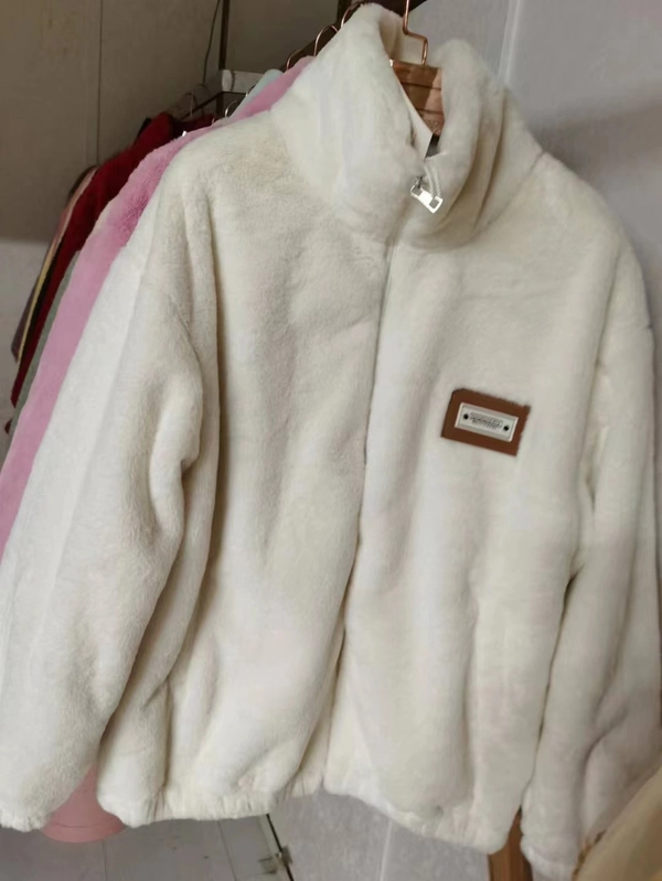 女装加绒加厚颗粒绒外套棉袄大码上衣冬装新款保暖开衫外套