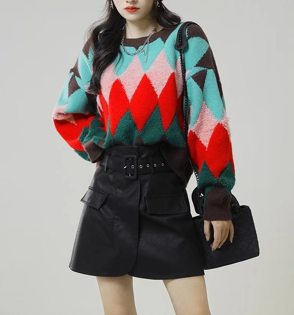 绵羊绒面料毛衣菱格撞色减龄时尚宽松百搭短款上衣