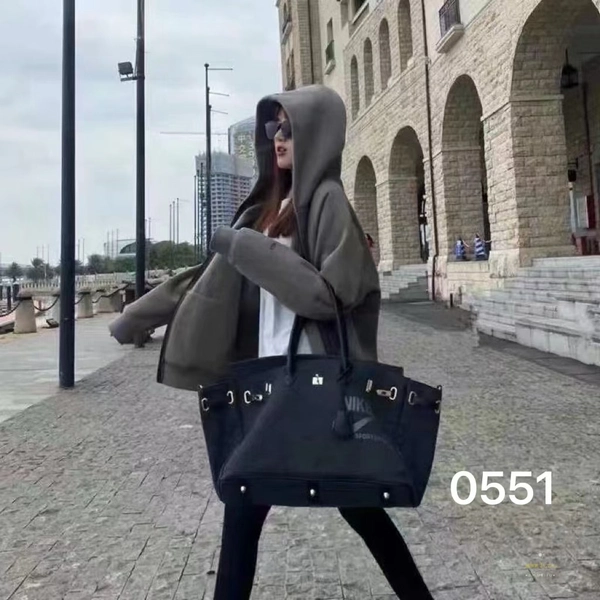 厚面料宽松韩版卫衣网红超火洋气别致气质长袖上衣外套