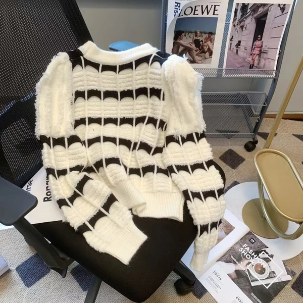 绵羊绒韩版不规则针织上衣流苏条纹宽松别致短款百搭针织衫
