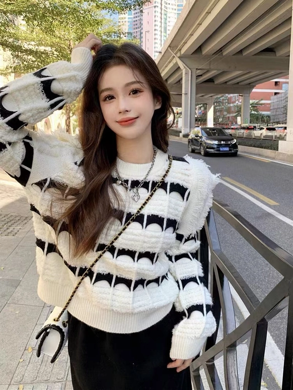 绵羊绒韩版不规则针织上衣流苏条纹宽松别致短款百搭针织衫