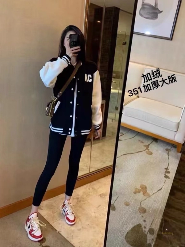 超柔加绒加厚学院风卫衣减龄宽松字母刺绣棒球服外套
