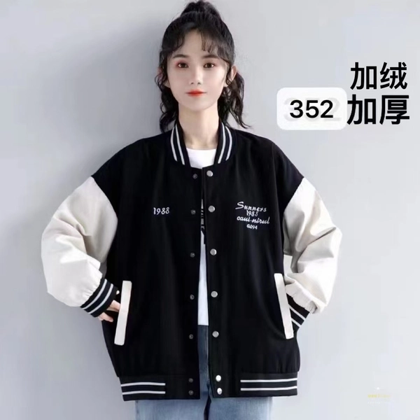 超柔加绒加厚学院风卫衣减龄宽松字母刺绣棒球服外套