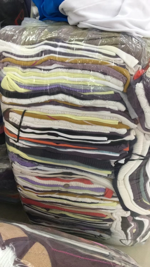 夏季小吊带背心女内搭打底衫宽松遮肚莫代尔针织无袖上衣