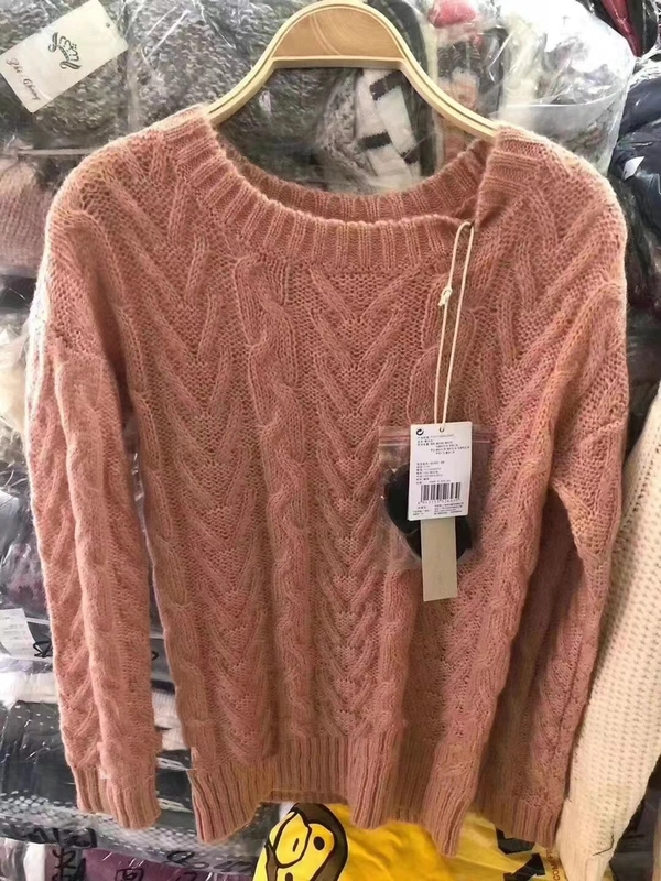 女装秋冬休闲毛衫百搭圆领毛衣