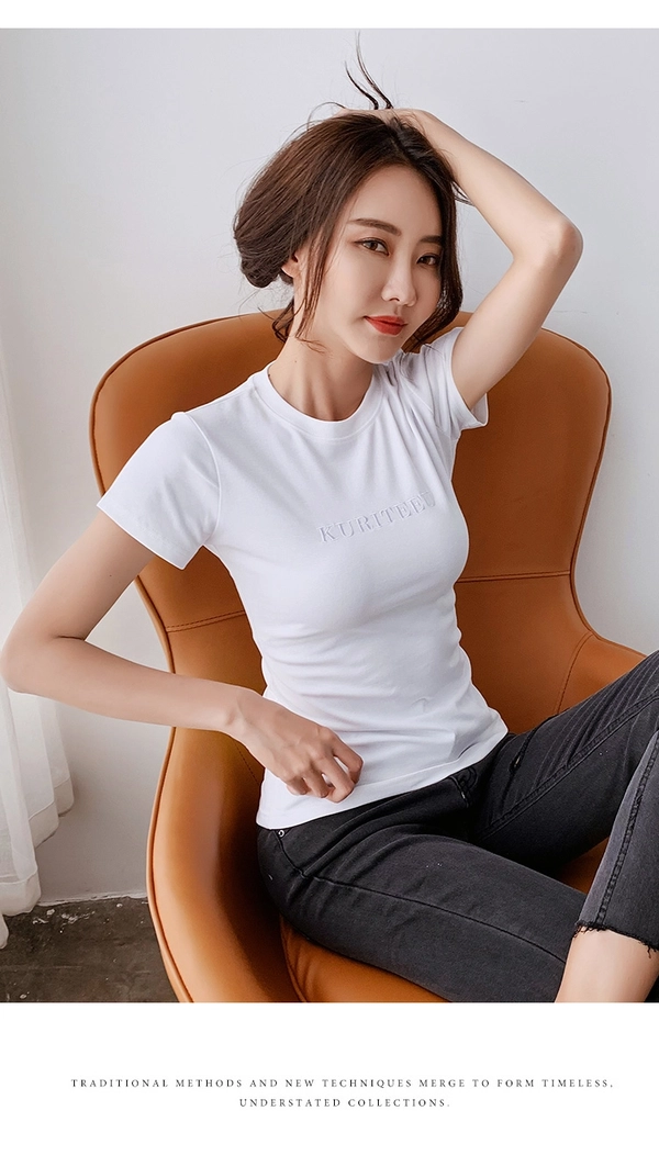 韩版女装圆领夏季简约短袖奥代尔罗纹刺绣T恤