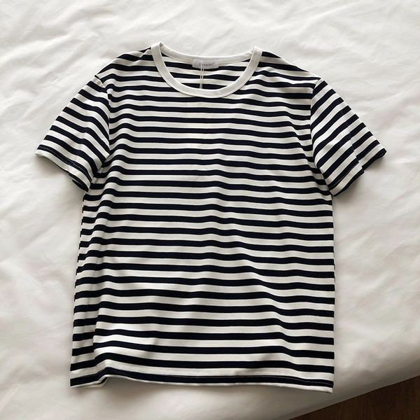 时尚大版型女装圆领T恤衫宽松中袖条纹t恤