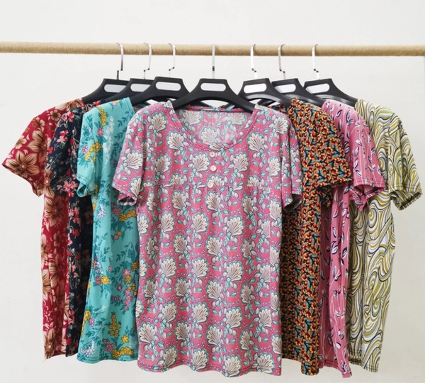 地摊货源大码中老年妈妈装夏装短袖美人条上衣奶奶衣服