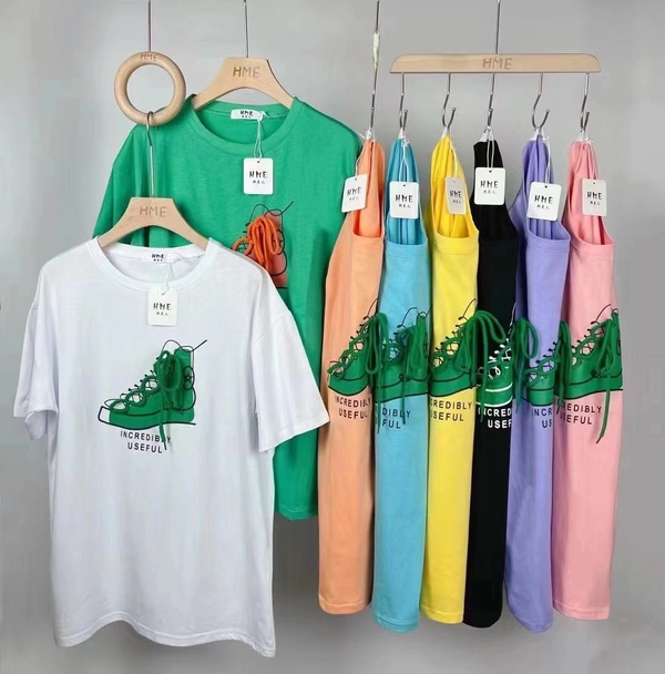 新款鞋子绑带图案上衣时尚宽松短袖T恤女