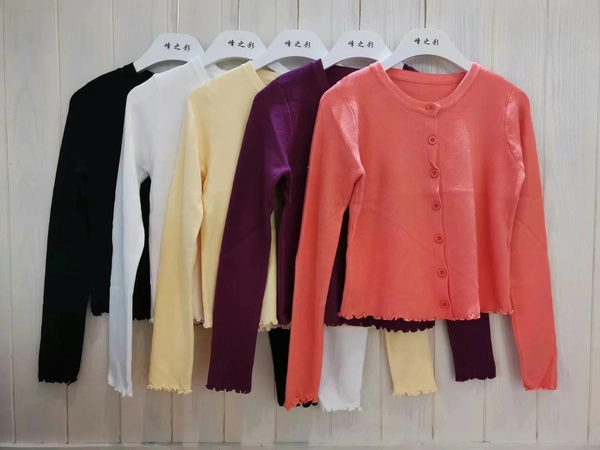 大码女装宽松显瘦洋气针织衫秋装新款胖MM长袖薄款开衫上衣