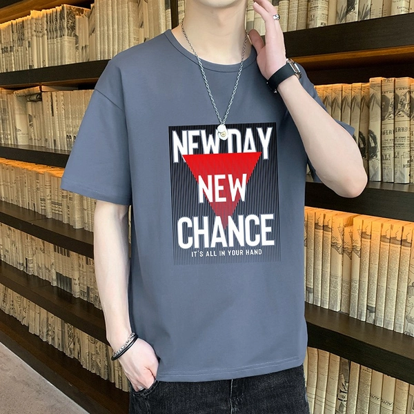 夏季时尚休闲上衣圆领纯棉男士T恤百搭男装