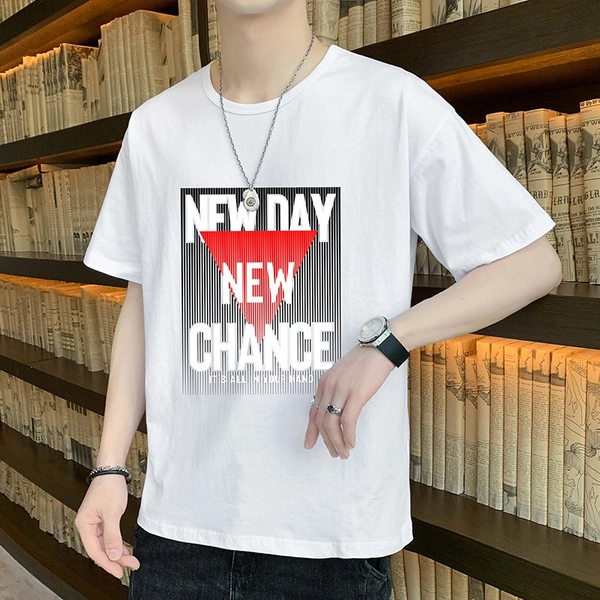 夏季时尚休闲上衣圆领纯棉男士T恤百搭男装